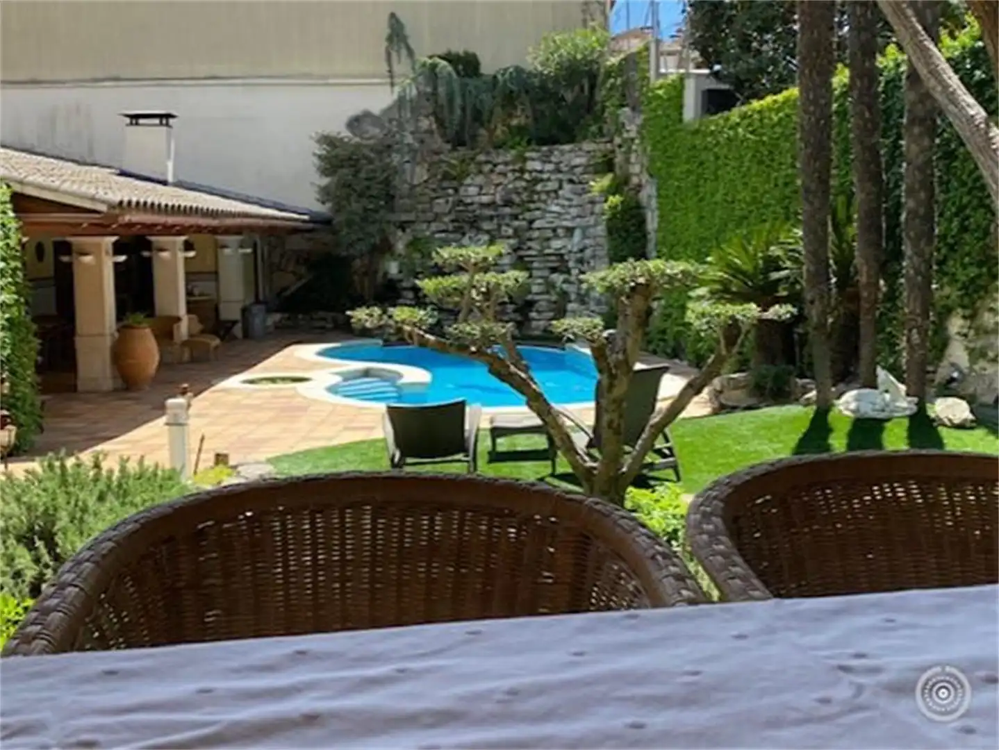 Garten von Einfamilien-Reihenhaus zur Miete in Sabadell mit Klimaanlage, Heizung und Privatgarten