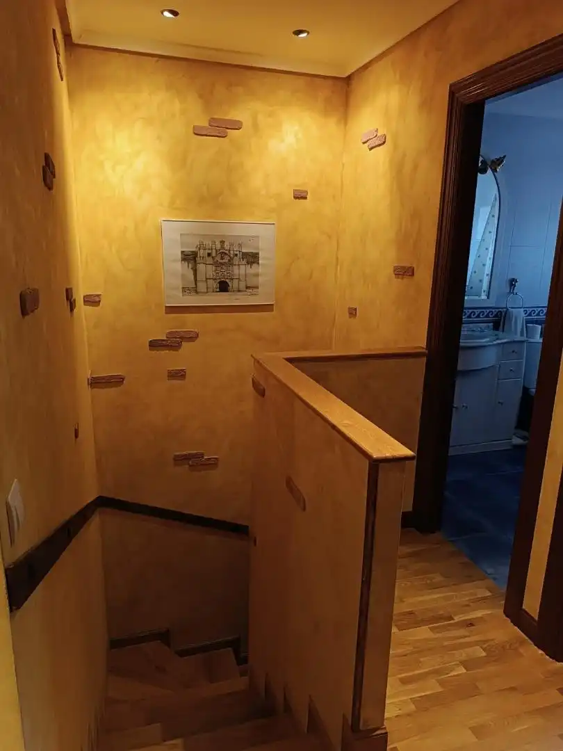 Casa adosada en venta en Calle Real, 4, Villaquirán de la Puebla Casa adosada en venta en Villaquirán de la Puebla con Calefacción, Parquet y Amueblado