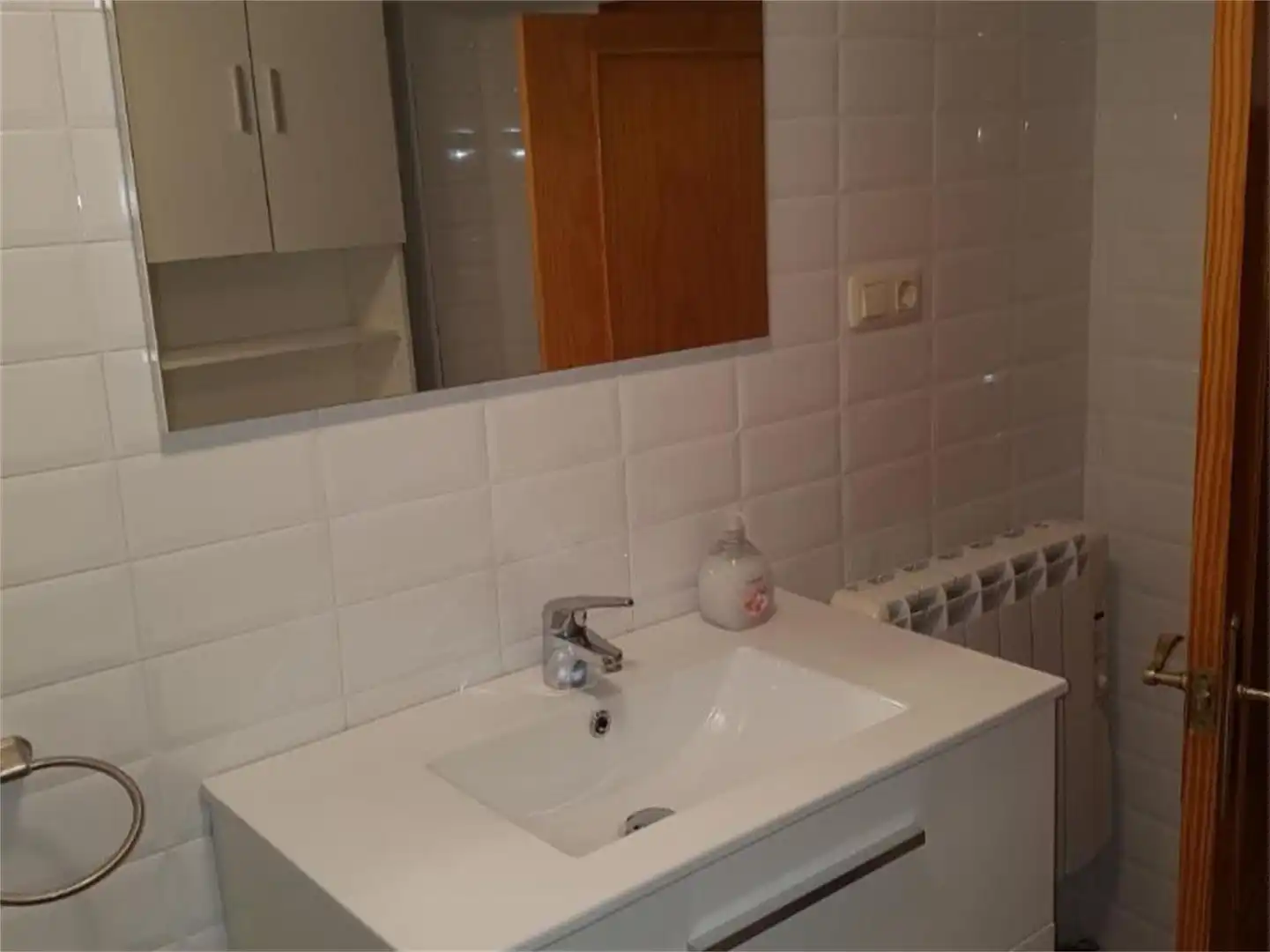 Casa adosada en venta en Calle Calle Garciabogas, 12, Madrigal de la Vera Casa adosada en venta en Calle Calle Garciabogas, 12, Madrigal de la Vera