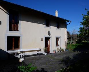 Außenansicht von Country house zum verkauf in Xove mit Terrasse und Balkon