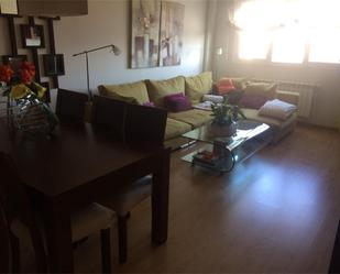 Living room of Flat for sale in Ciudad Real Capital  with Air Conditioner and Swimming Pool