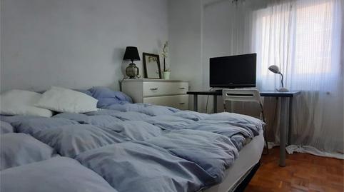 Foto 3 de Pis per a compartir a Calle de Cuevas de Almanzora, 40, Apóstol Santiago, Madrid