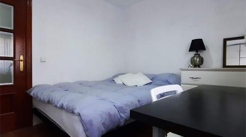 Foto 5 de Pis per a compartir a Calle de Cuevas de Almanzora, 40, Apóstol Santiago, Madrid