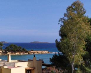 Vista exterior de Pis en venda en Santa Eulària des Riu amb Aire condicionat, Piscina i Balcó