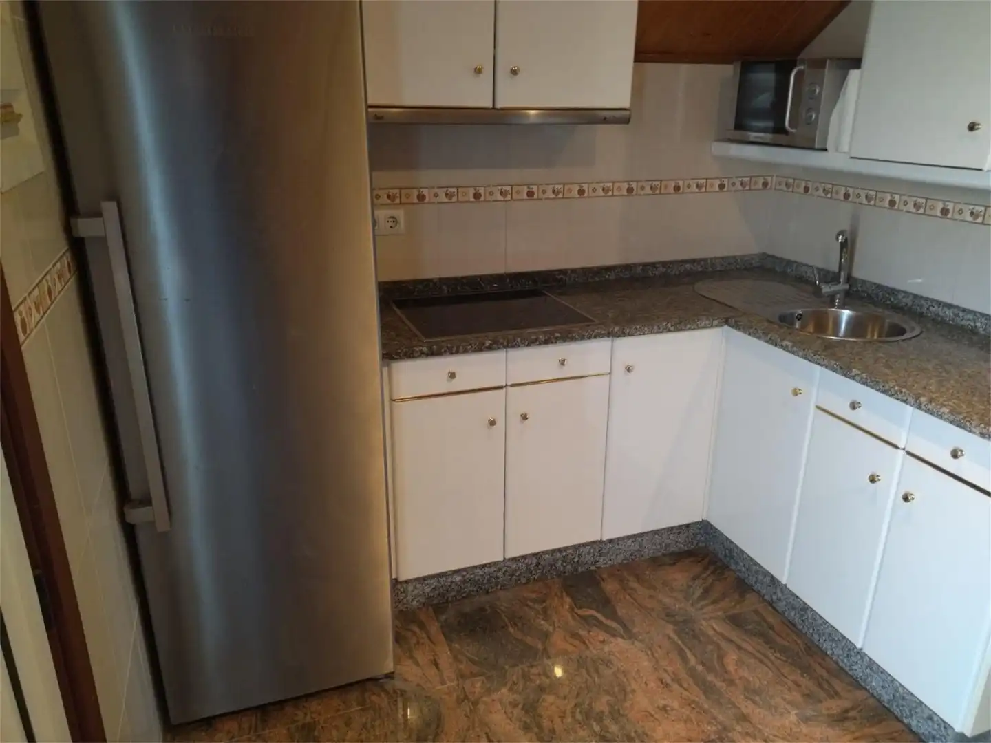 Casa o chalet en venta en Rúa Álvaro Cunqueiro, 3, A Cañiza Cocina de Casa o chalet en venta en A Cañiza con Terraza y Balcón