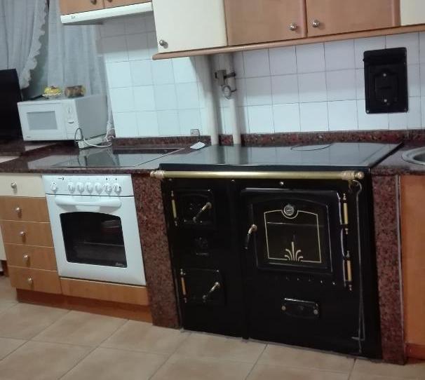 Photo 1 of Country house for sale in Calle Isidro Arias, 14, Noceda del Bierzo, León