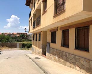 Außenansicht von Wohnung zum verkauf in Mora de Rubielos mit Terrasse