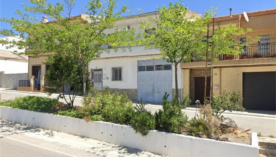 Casa adosada en venta en Avenida Wenceslao Ocón, 51, Torre-Cardela, Granada - imagen 1 Foto 1 de Casa adosada en venta en Avenida Wenceslao Ocón, 51, Torre-Cardela, Granada