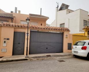 Exterior view of Single-family semi-detached for sale in Mijas  with Air Conditioner, Terrace and Balcony