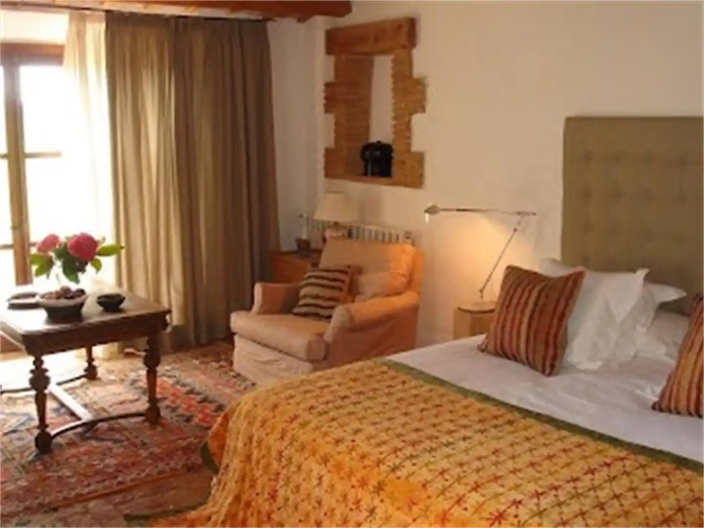 Country house zum Verkauf in Carrer Castellnou, 3, Peralada Schlafzimmer von Country house zum Verkauf in Peralada mit Klimaanlage, Heizung und Privatgarten