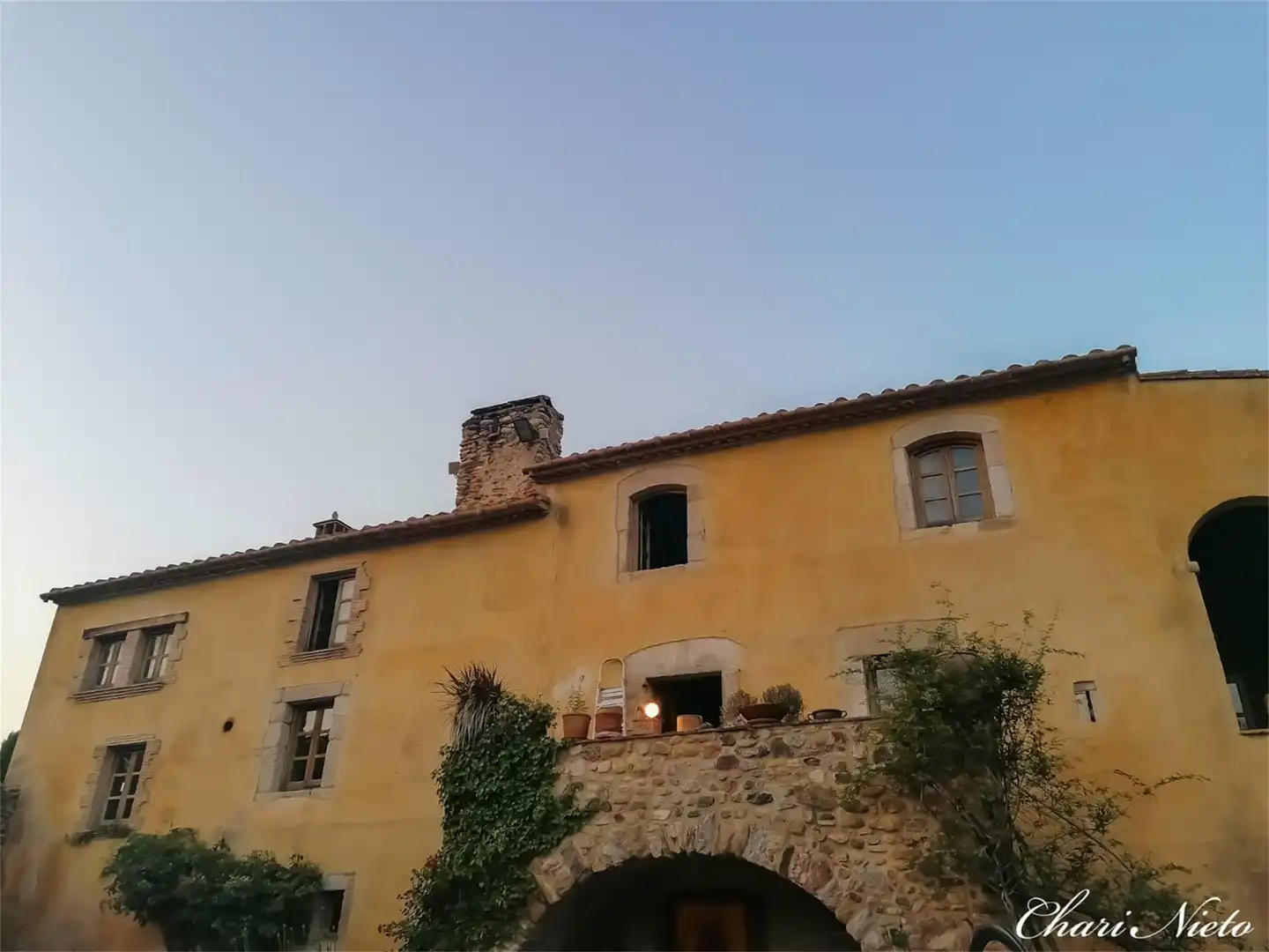 Country house zum Verkauf in Carrer Castellnou, 3, Peralada Außenansicht von Country house zum Verkauf in Peralada mit Klimaanlage, Heizung und Privatgarten