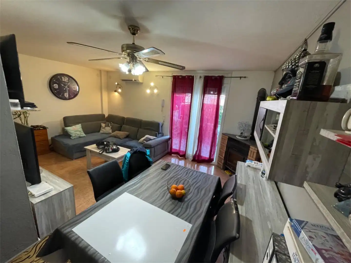 Wohnzimmer von Wohnung zum Verkauf in Sant Carles de la Ràpita mit Klimaanlage, Terrasse und Balkon