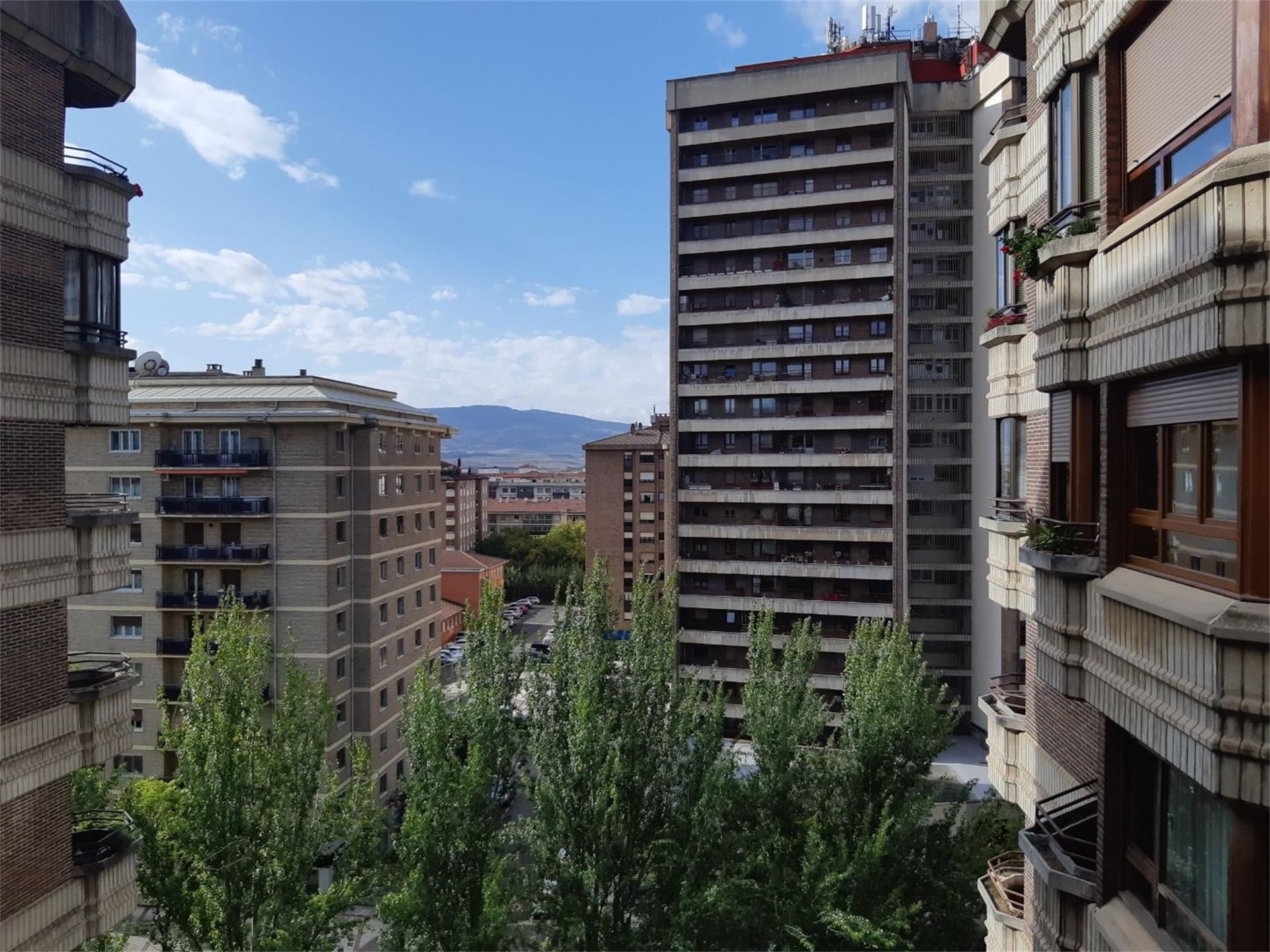 Exterior view of Flat for sale in  Pamplona / Iruña  with Terrace