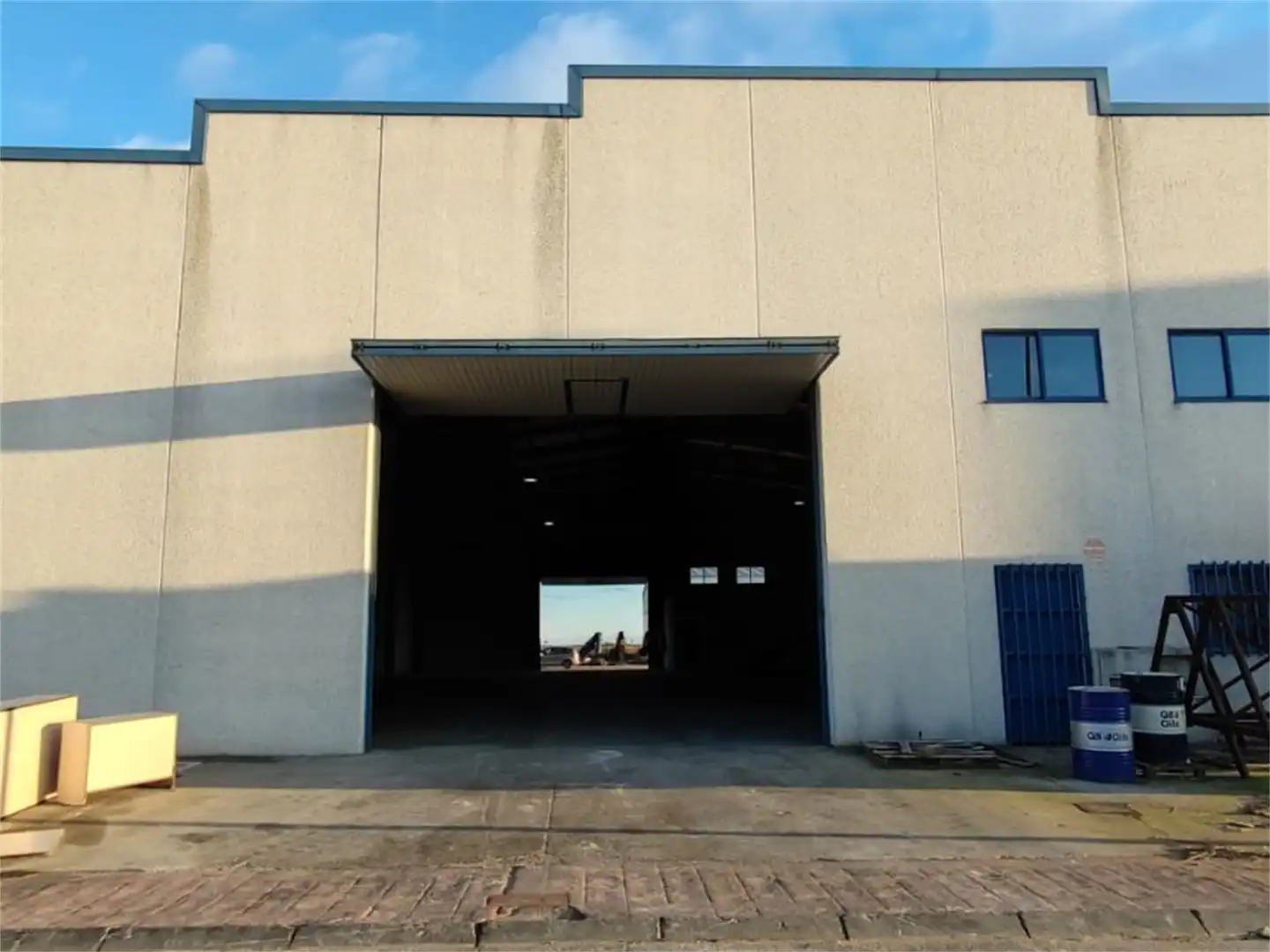 Nave industrial en venta en Villanubla Vista exterior de Nave industrial en venta en Villanubla