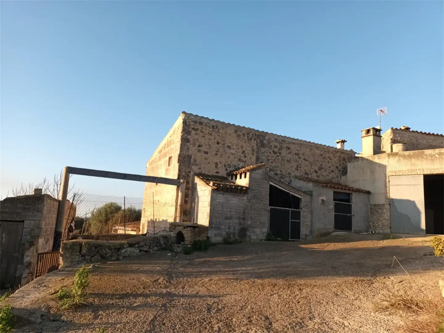 Außenansicht von Country house zum Verkauf in Santa Margalida