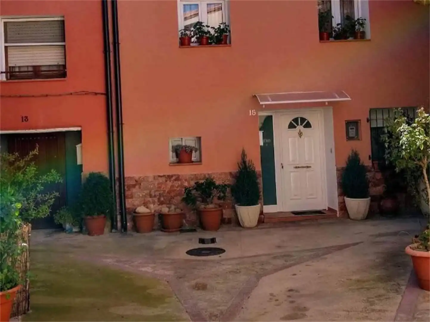 Casa adosada en venda a Calle Callizo, 15, Aniñón Jardí de Casa adosada en venda en Aniñón amb Jardí privat, Parquet i Terrassa
