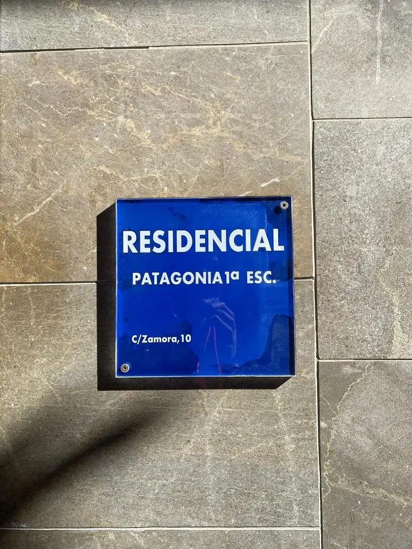 Vista exterior de Local en venta en Murcia