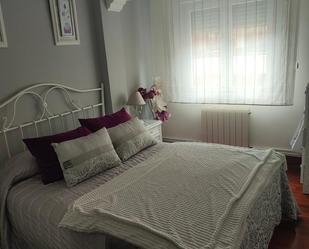 Bedroom of Flat for sale in Galdakao  with Balcony