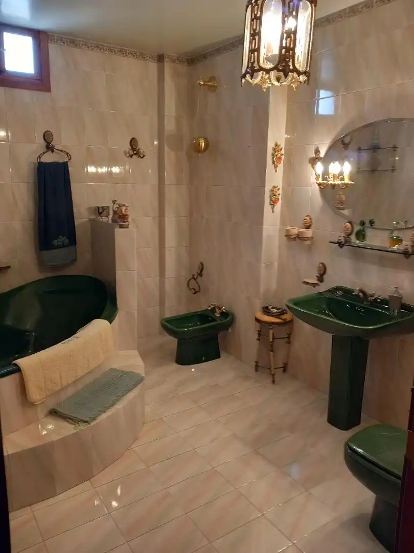 Baño de Casa adosada en venta en Colomera con Aire acondicionado, Calefacción y Terraza