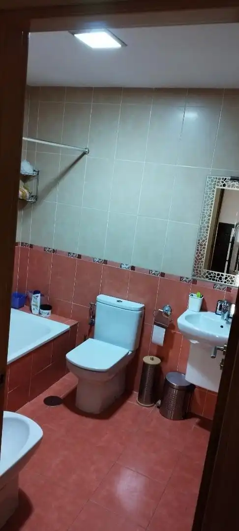 Casa adosada en venda a Calle Prado Arrate, 17, Zaratán Bany de Casa adosada en venda en Zaratán amb Calefacció, Jardí privat i Parquet