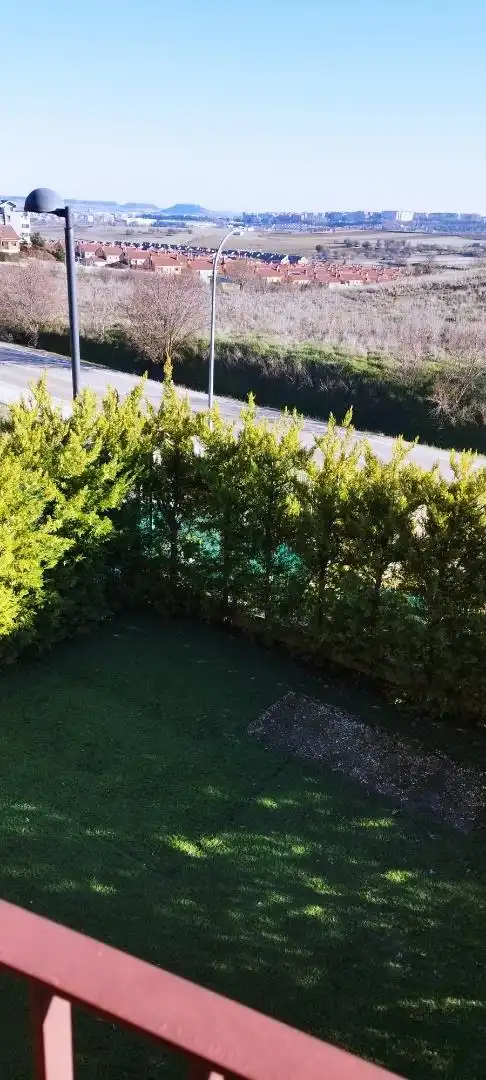Casa adosada en venda a Calle Prado Arrate, 17, Zaratán Jardí de Casa adosada en venda en Zaratán amb Calefacció, Jardí privat i Parquet