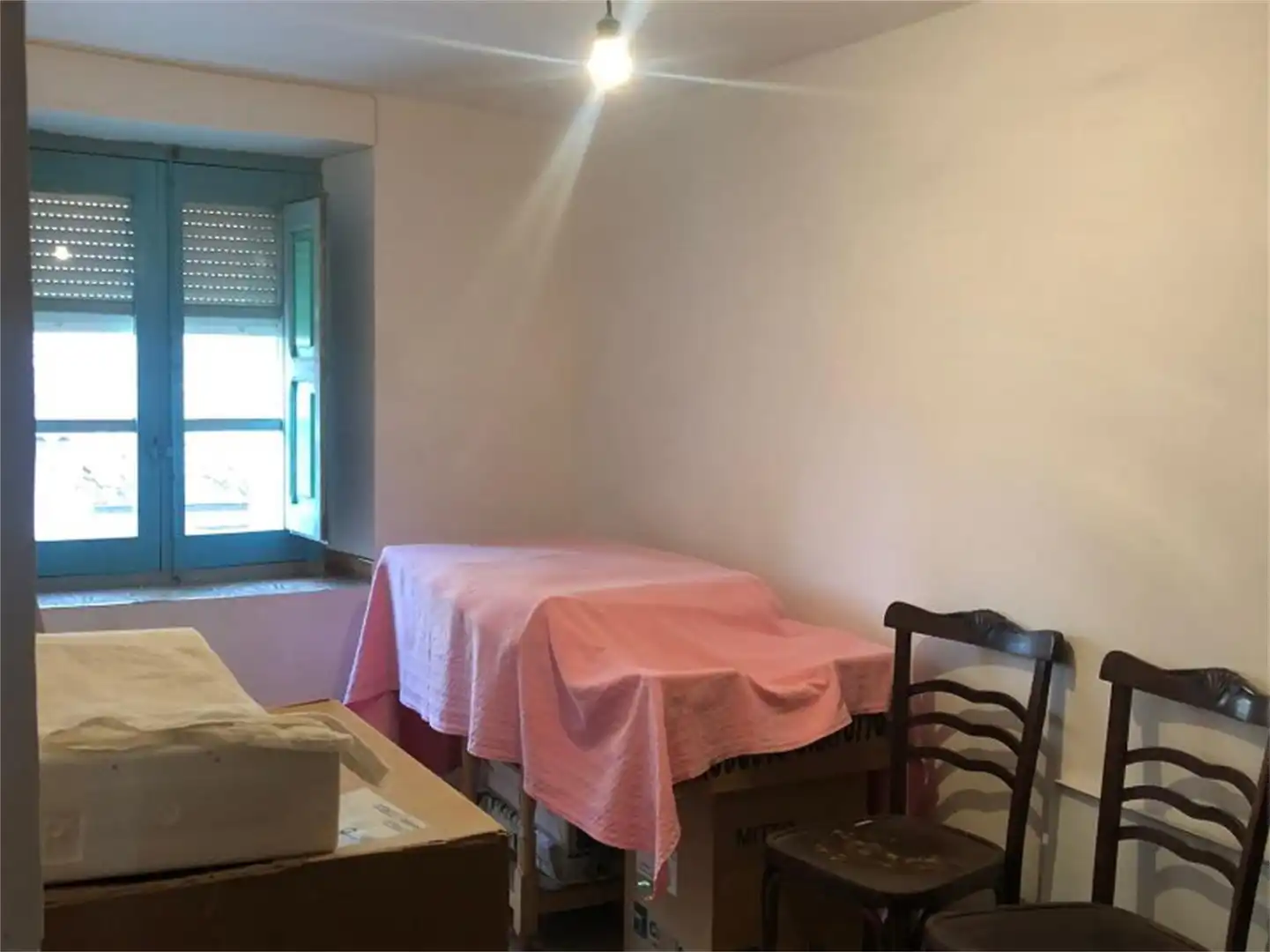 Einfamilien-Reihenhaus zum Verkauf in Calle Plaza, Oquillas Esszimmer von Einfamilien-Reihenhaus zum Verkauf in Oquillas mit Möbliert