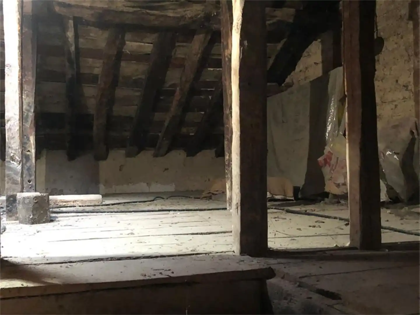 Einfamilien-Reihenhaus zum Verkauf in Calle Plaza, Oquillas Einfamilien-Reihenhaus zum Verkauf in Oquillas mit Möbliert