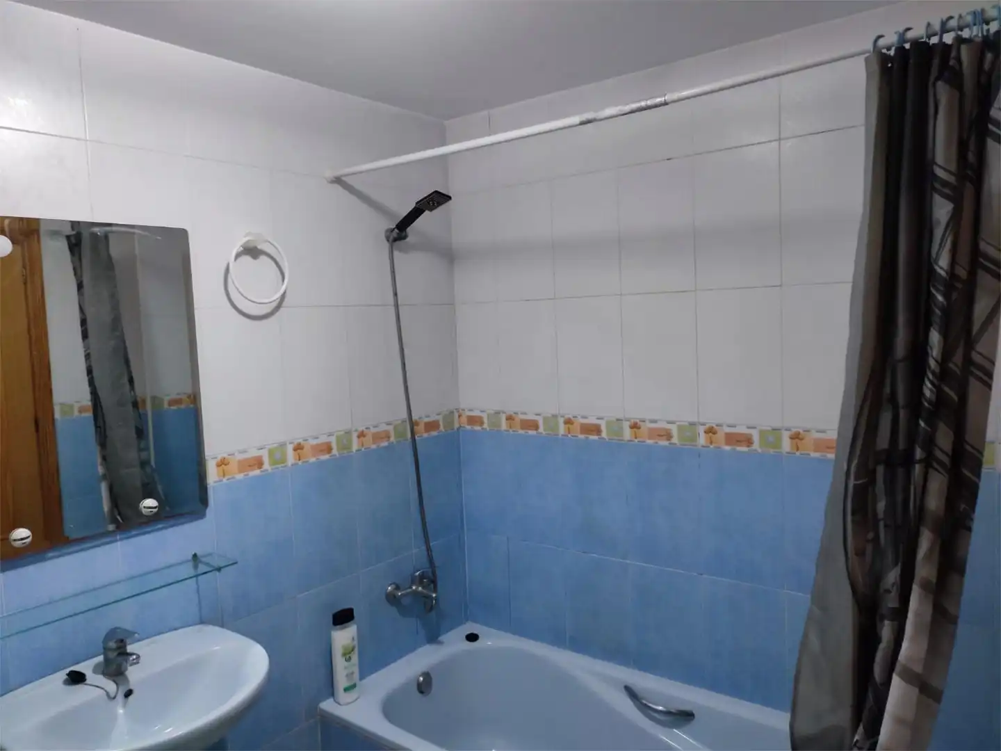 Flat for sale in Calle Mulhacén, 34, El Parador de las Hortichuelas Bathroom of Flat for sale in Roquetas de Mar with Air Conditioner