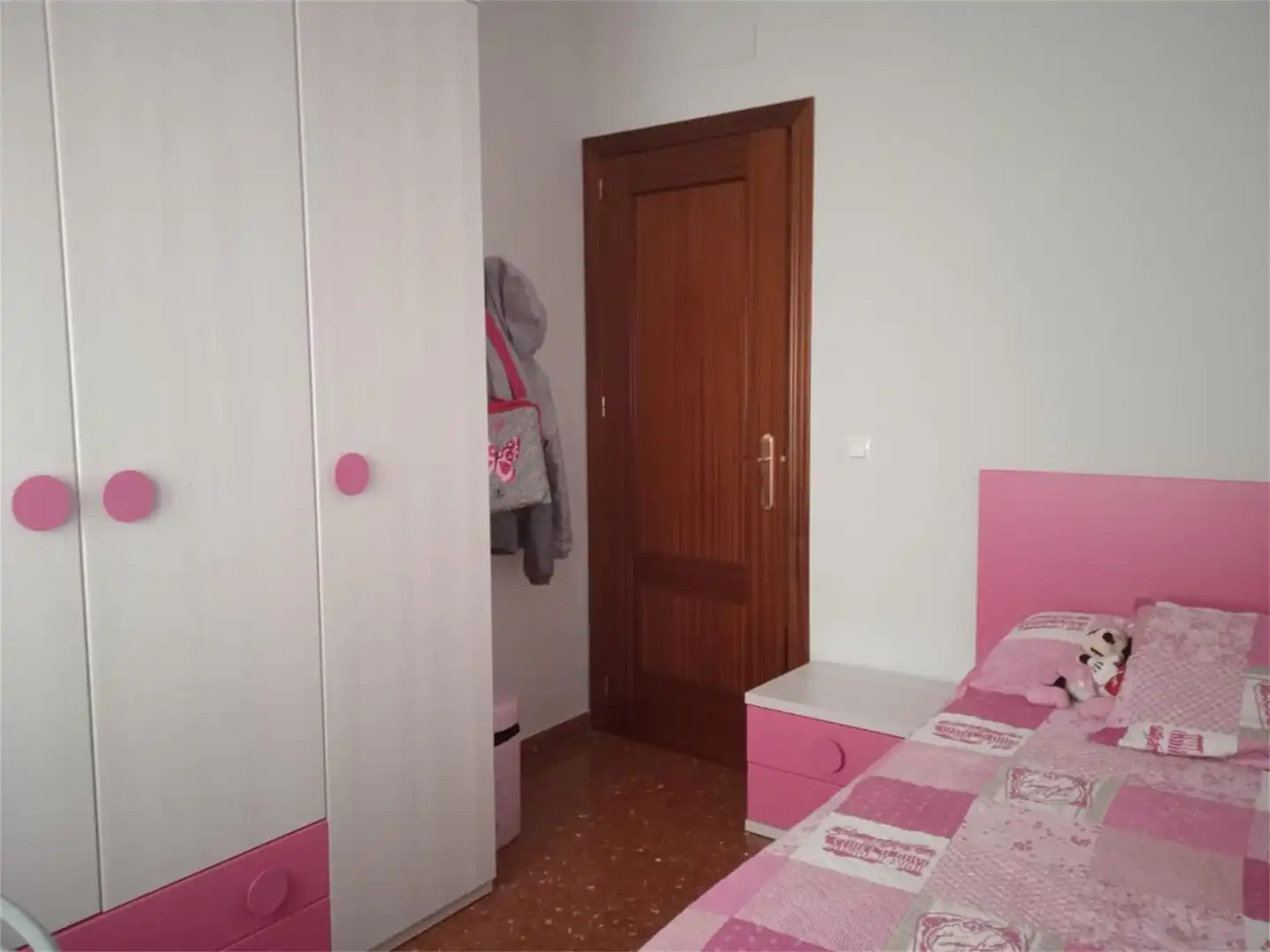 Piso en venta en Calle Blas Infante, 48, Rute Habitación de Piso en venta en Rute con Jardín privado y Amueblado