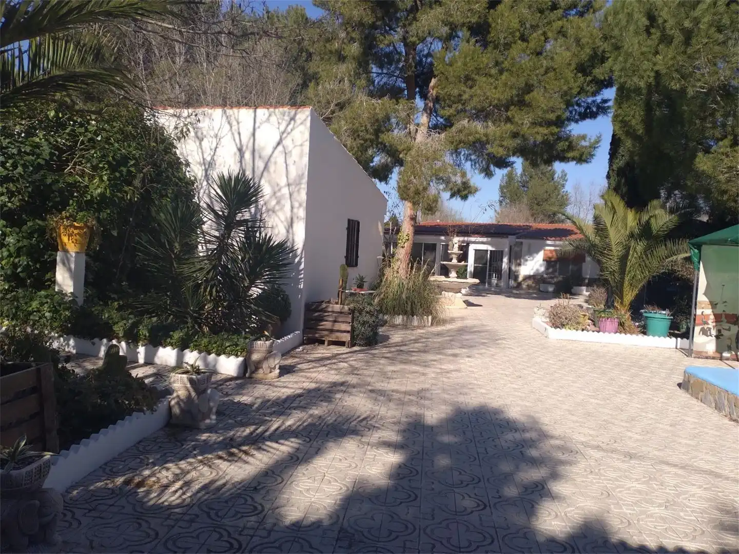 Finca rústica en venta en Sax Vista exterior de Finca rústica en venta en Sax con Aire acondicionado, Calefacción y Jardín privado