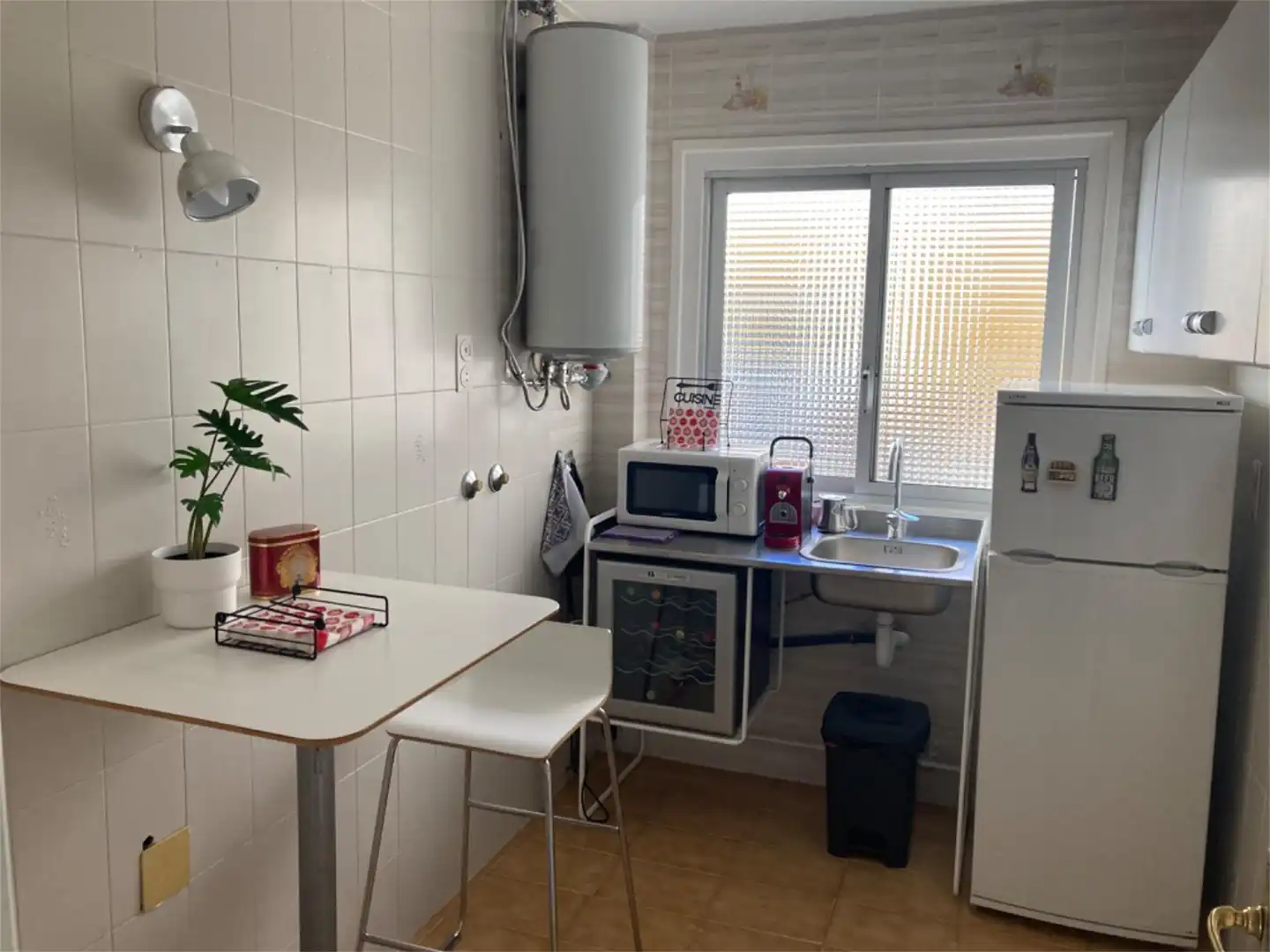 Oficina en venta en Calle Miguel Servet, 64, La Granja Cocina de Oficina en venta en Zaragoza con Calefacción y Amueblado