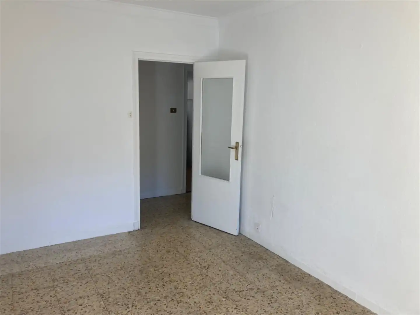 Oficina en venta en Calle Miguel Servet, 64, La Granja Oficina en venta en Zaragoza con Calefacción y Amueblado