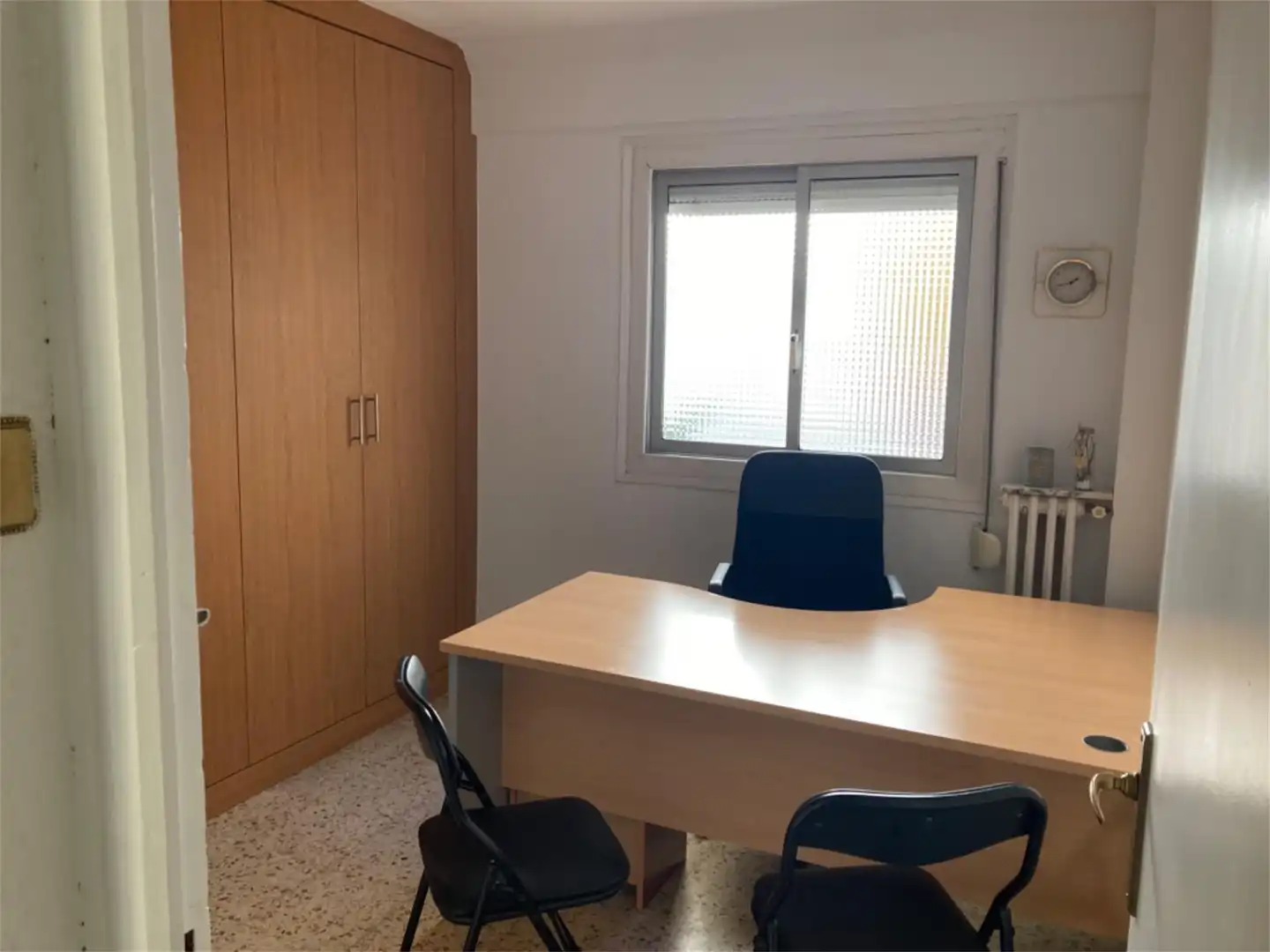 Oficina en venta en Calle Miguel Servet, 64, La Granja Oficina en venta en Zaragoza con Calefacción y Amueblado