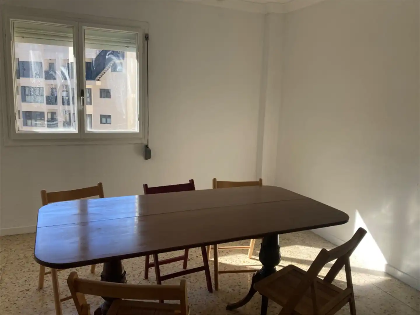 Oficina en venta en Calle Miguel Servet, 64, La Granja Comedor de Oficina en venta en Zaragoza con Calefacción y Amueblado