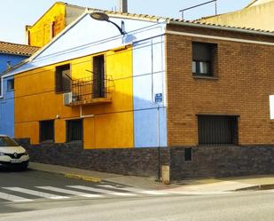 Vista exterior de Casa adosada en venda en Binéfar amb Aire condicionat, Terrassa i Balcó