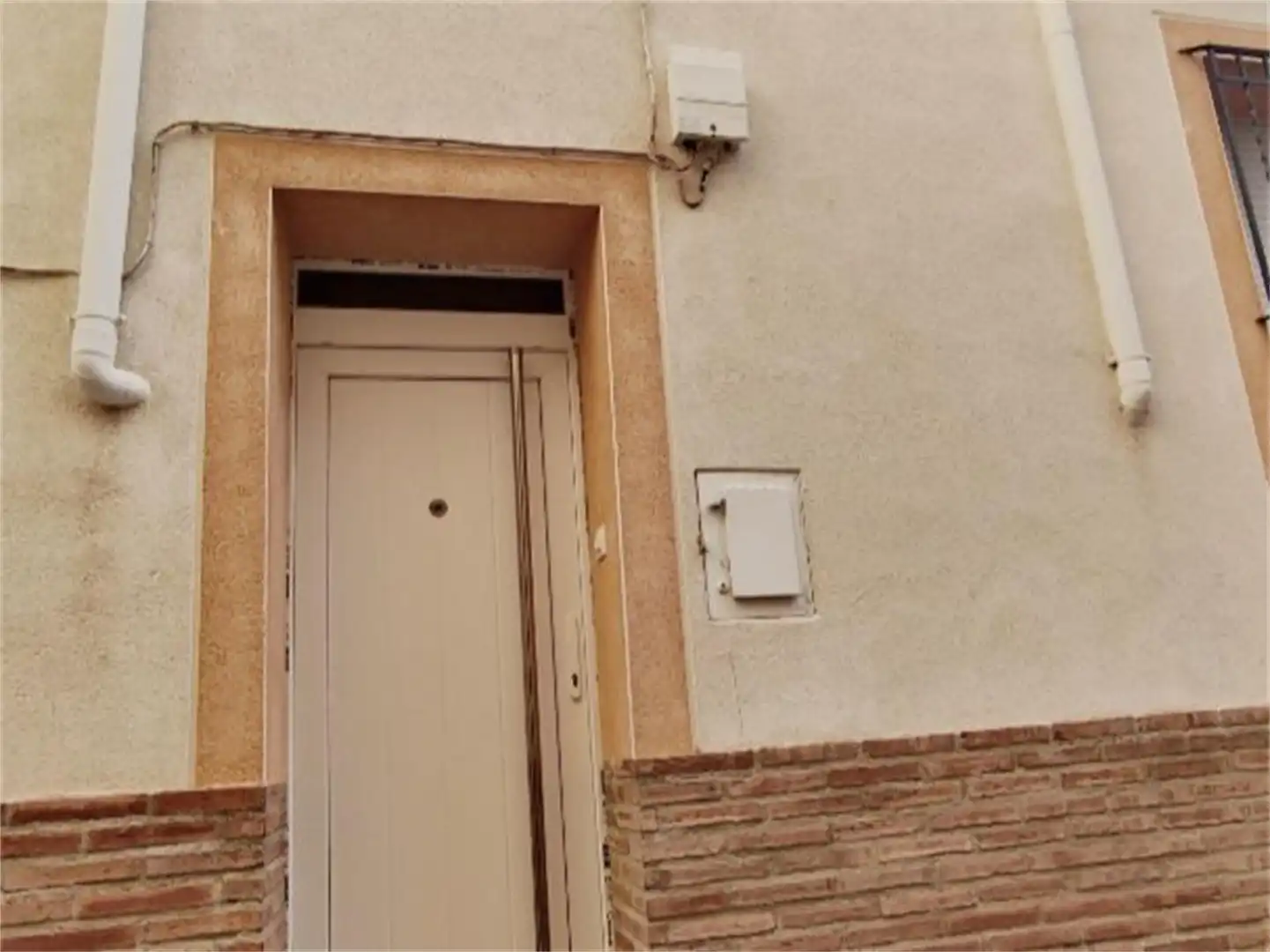 Casa adosada en venta en Calle San Antón, 3, Calahorra Vista exterior de Casa adosada en venta en Calahorra con Balcón