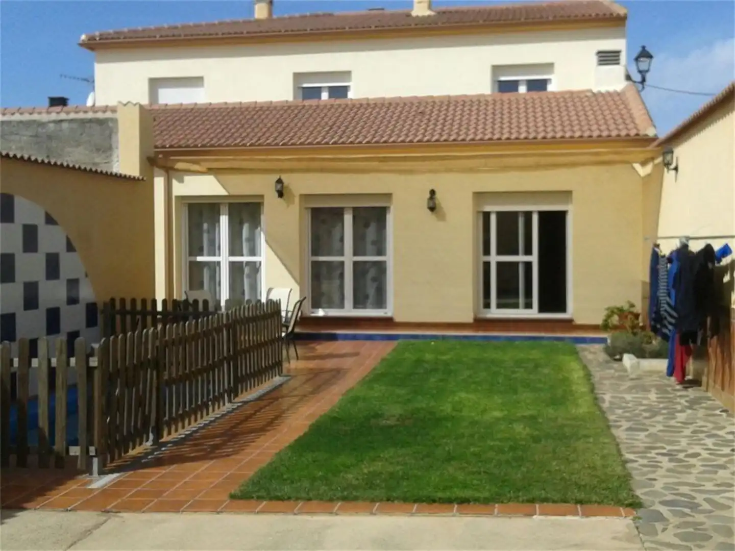 Casa adosada en venta en Calle Luis Vives, 16, Peñarroya-Pueblonuevo Jardín de Casa adosada en venta en Peñarroya-Pueblonuevo con Aire acondicionado, Calefacción y Jardín privado