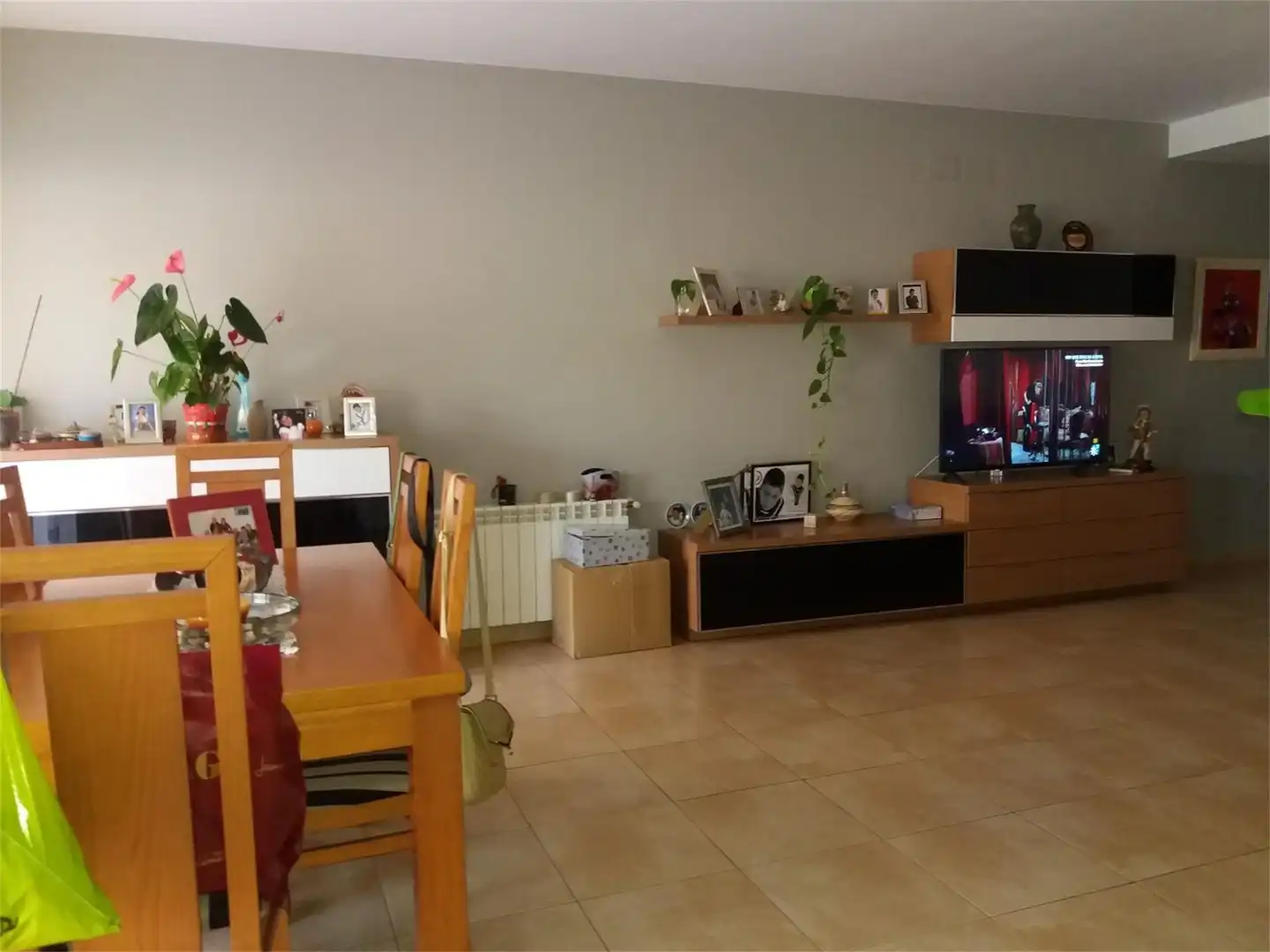 Casa adosada en venta en Calle Luis Vives, 16, Peñarroya-Pueblonuevo Sala de estar de Casa adosada en venta en Peñarroya-Pueblonuevo con Aire acondicionado, Calefacción y Jardín privado