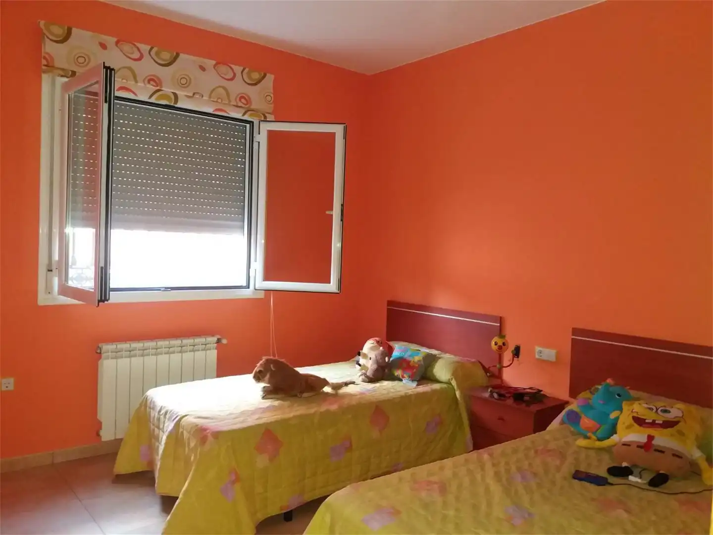 Casa adosada en venta en Calle Luis Vives, 16, Peñarroya-Pueblonuevo Habitación de Casa adosada en venta en Peñarroya-Pueblonuevo con Aire acondicionado, Calefacción y Jardín privado