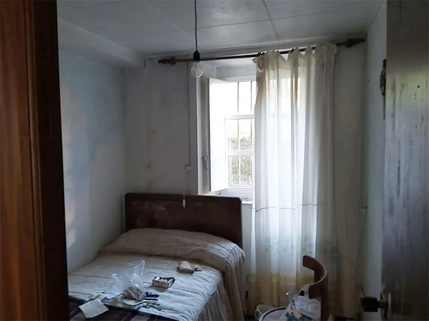 Casa o xalet en venda a Rúa Porto de Arriba, 2, Pontedeume Dormitori de Casa o xalet en venda en Pontedeume amb Jardí privat