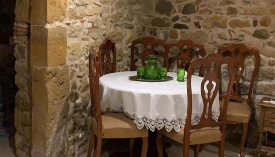 Casa adosada en venda a Carrer de Sant Antoni, 7, Forallac, Girona - imatge 1 Foto 1 de Casa adosada en venda a Carrer de Sant Antoni, 7, Forallac, Girona