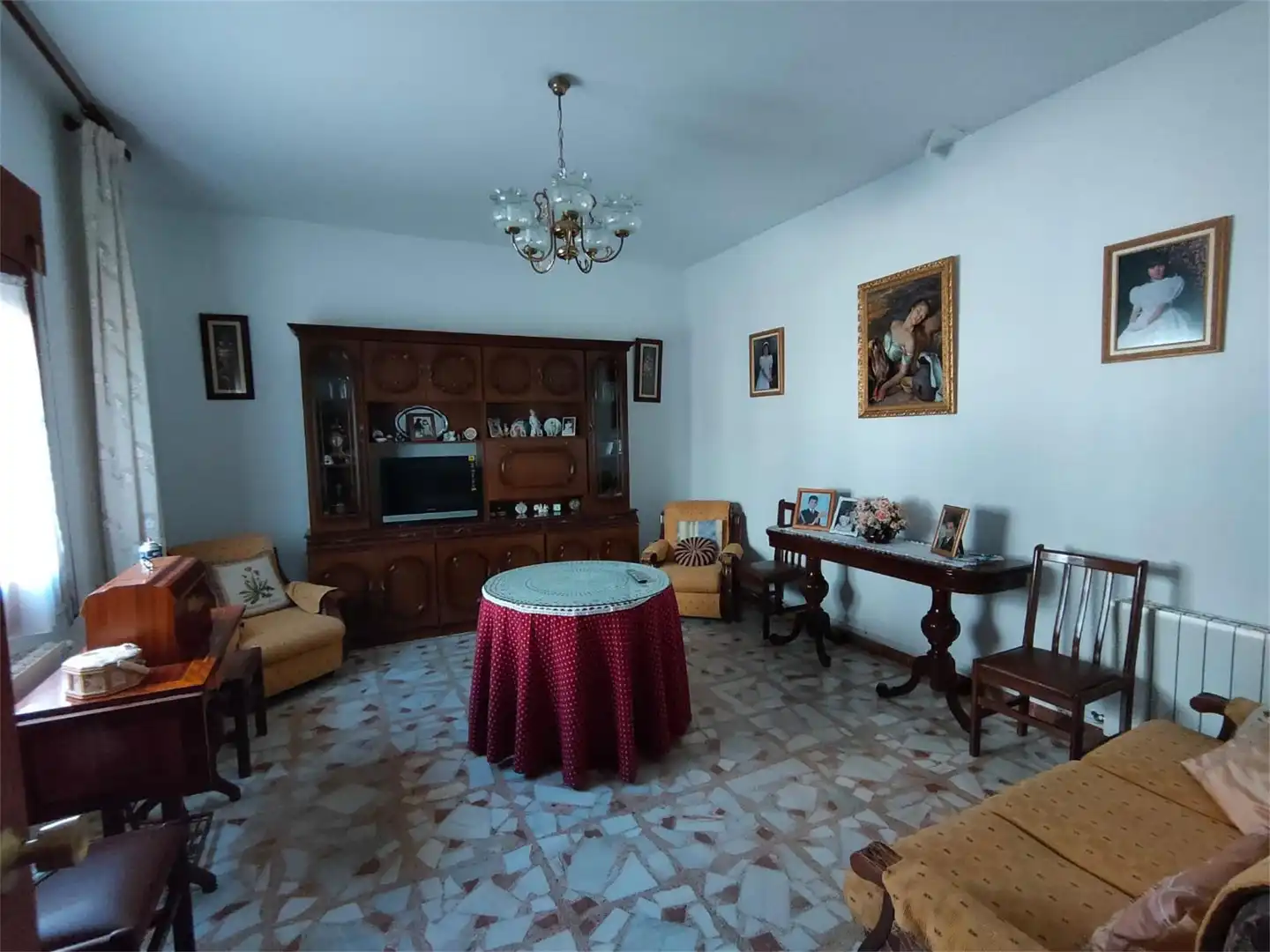 Casa o chalet en venta en San Clemente Sala de estar de Casa o chalet en venta en San Clemente con Terraza y Balcón