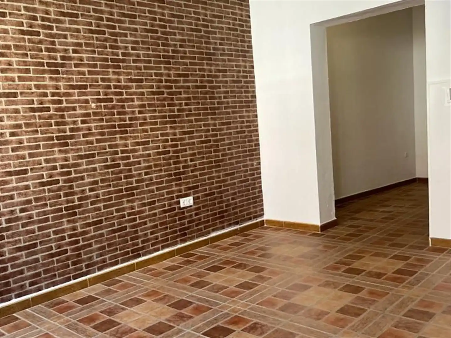 Geschaftsraum zur Miete in Avenida Doctor Salvador Gallardo, 7, V Centenario - Piletas - Capuchinos Geschaftsraum zur Miete in Sanlúcar de Barrameda mit Klimaanlage