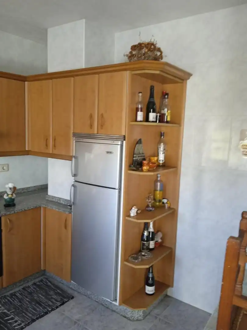 Cuina de Casa adosada en venda en Sarreaus amb Calefacció, Moblat i Forn