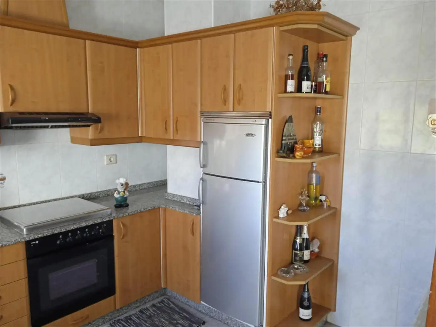 Cuina de Casa adosada en venda en Sarreaus amb Calefacció, Moblat i Forn