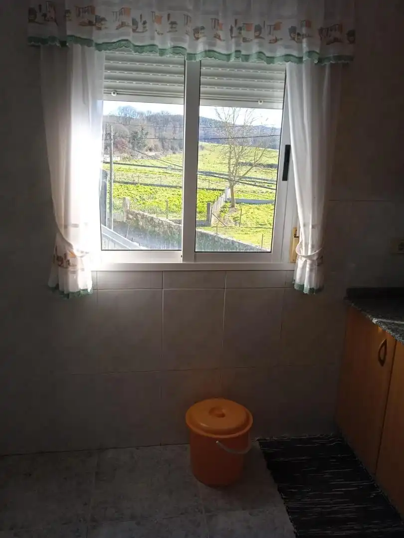 Bany de Casa adosada en venda en Sarreaus amb Calefacció, Moblat i Forn