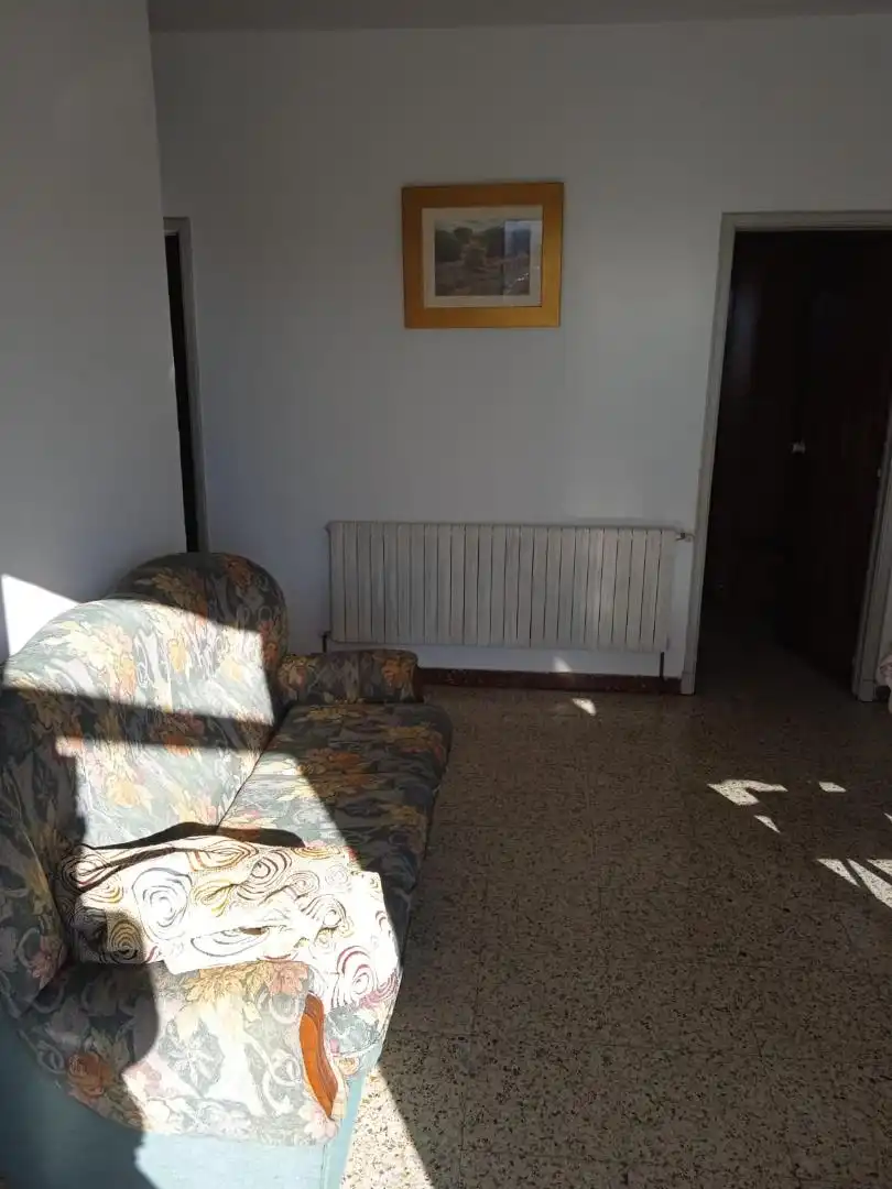 Sala d'estar de Casa adosada en venda en Sarreaus amb Calefacció, Moblat i Forn