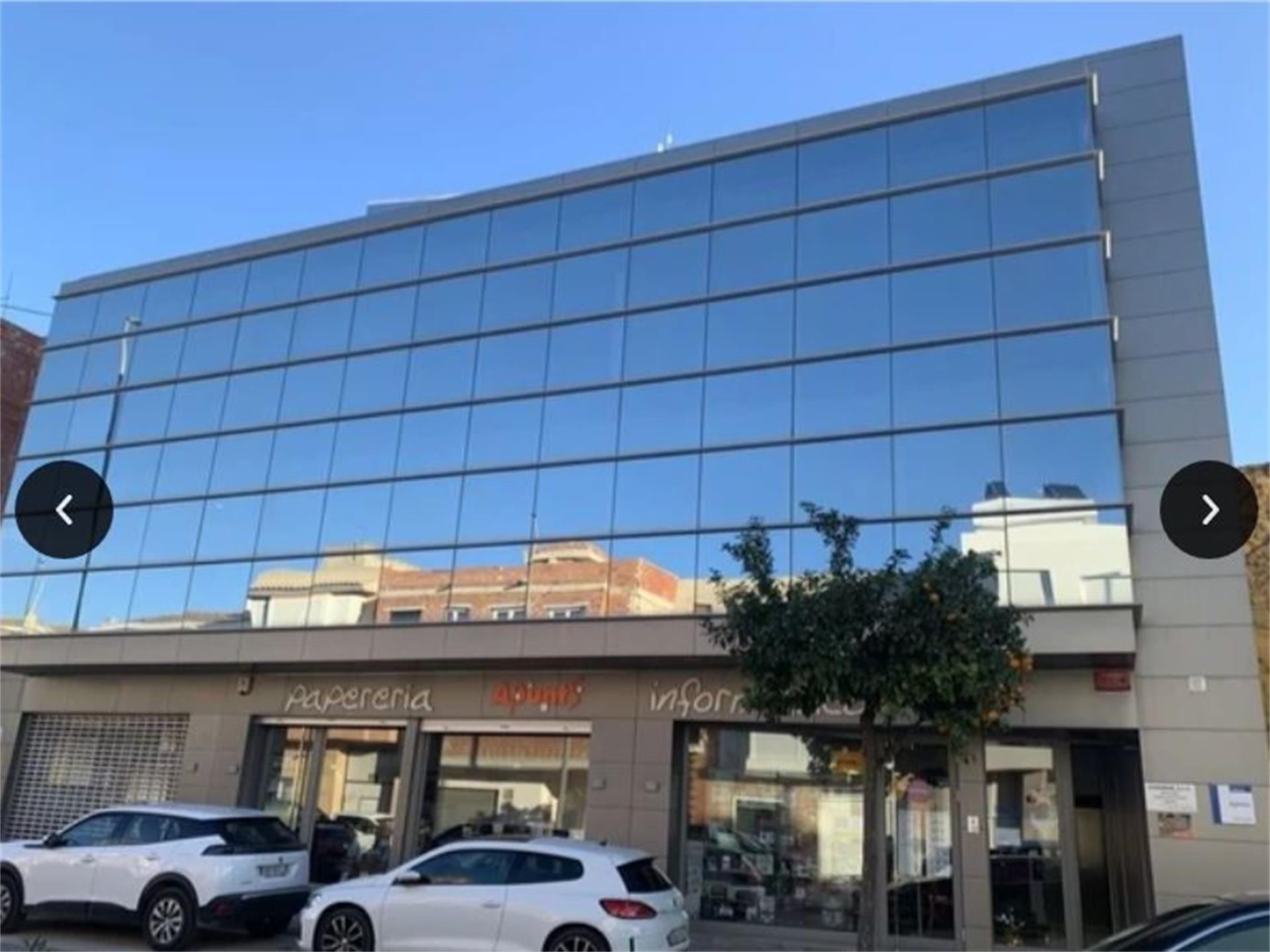 Local en venda a Avenida de la Diputación, 18, Guadassuar Vista exterior de Local en venda en Guadassuar amb Aire condicionat, Calefacció i Moblat