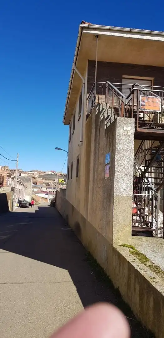 Vista exterior de Finca rústica en venta en Castrogonzalo con Calefacción, Terraza y Trastero