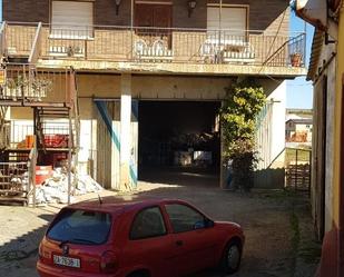 Exterior view of Country house for sale in Castrogonzalo  with Terrace and Balcony